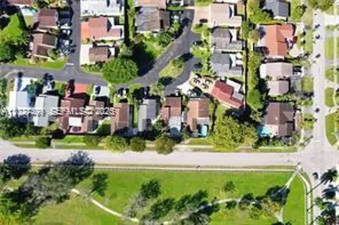 3305 SW 114 Court Miami FL 33165