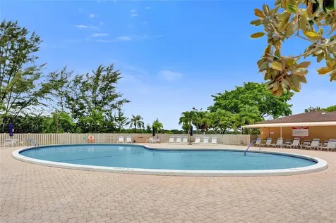 4550 NW 18th Avenue Deerfield Beach FL 33064
