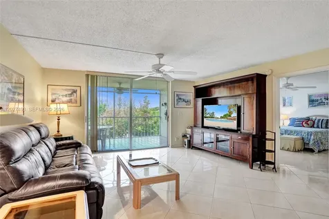 4550 NW 18th Avenue Deerfield Beach FL 33064