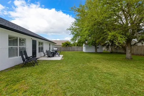 1225 SW Hunnicut Avenue Port St. Lucie FL 34953