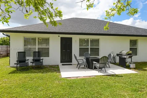 1225 SW Hunnicut Avenue Port St. Lucie FL 34953