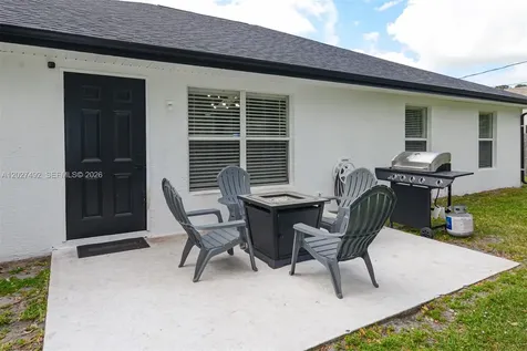 1225 SW Hunnicut Avenue Port St. Lucie FL 34953