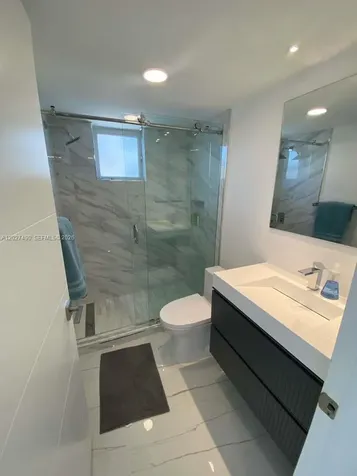 7832 Collins Avenue Miami Beach FL 33141