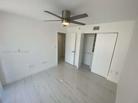 7832 Collins Avenue Miami Beach FL 33141