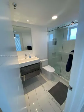 7832 Collins Avenue Miami Beach FL 33141
