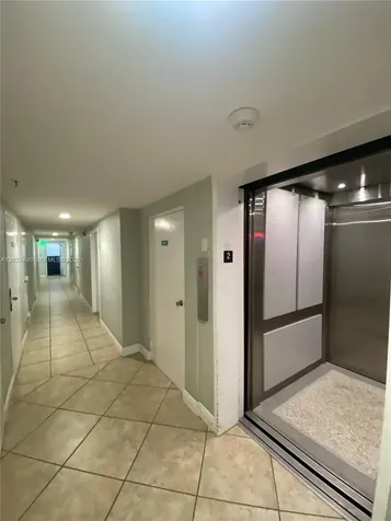 7832 Collins Avenue Miami Beach FL 33141