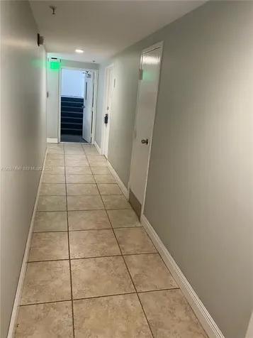7832 Collins Avenue Miami Beach FL 33141
