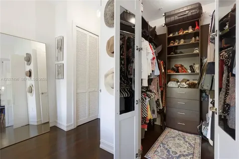 1805 Ponce De Leon Boulevard Coral Gables FL 33134