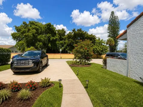 24 NW 109th Court Miami FL 33172