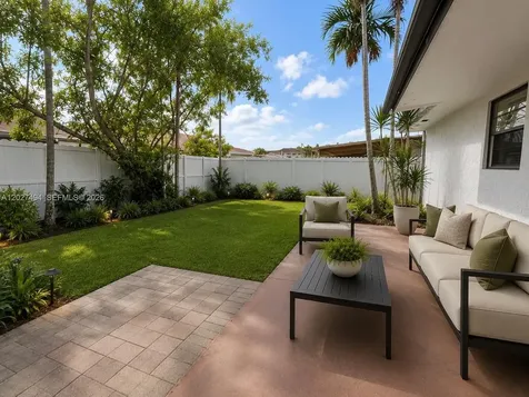 24 NW 109th Court Miami FL 33172