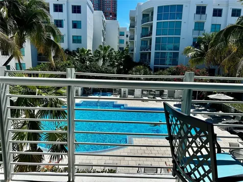 110 Washington Avenue Miami Beach FL 33139