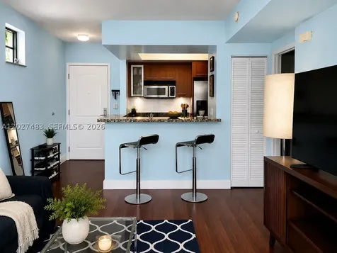 110 Washington Avenue Miami Beach FL 33139