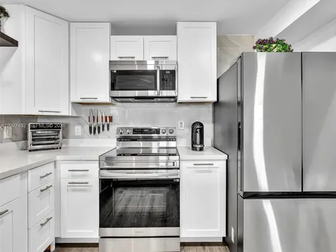 2500 Parkview Drive Hallandale Beach FL 33009
