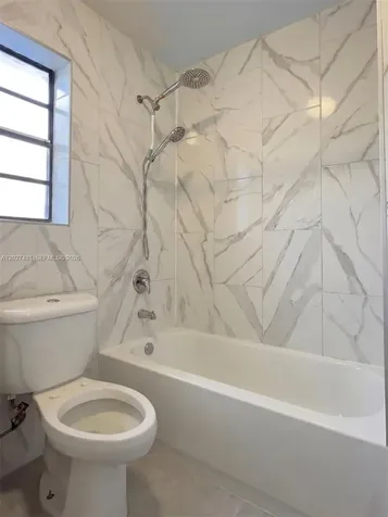 1300 NE 203rd Street Miami FL 33179