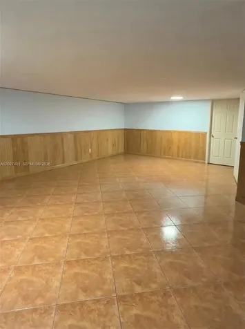 1300 NE 203rd Street Miami FL 33179
