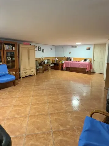 1300 NE 203rd Street Miami FL 33179