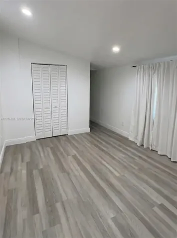 1300 NE 203rd Street Miami FL 33179