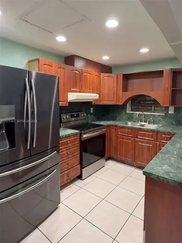 1300 NE 203rd Street Miami FL 33179