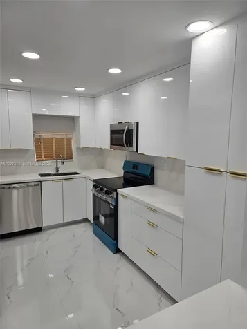 700 S Hollybrook Drive Pembroke Pines FL 33025