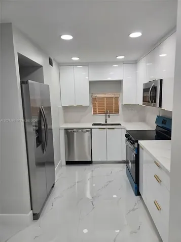 700 S Hollybrook Drive Pembroke Pines FL 33025