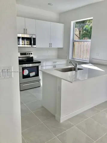 1070 SE 26th Terrace Homestead FL 33035