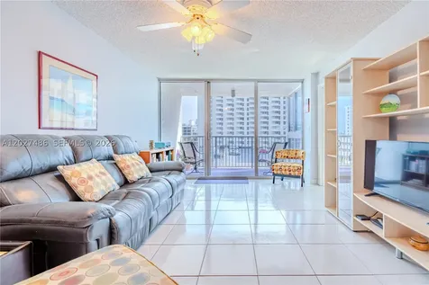 2655 Collins Avenue Miami Beach FL 33140