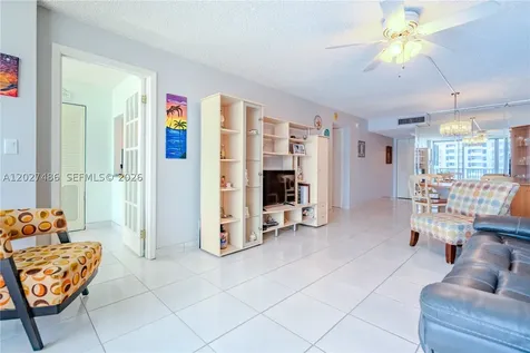 2655 Collins Avenue Miami Beach FL 33140
