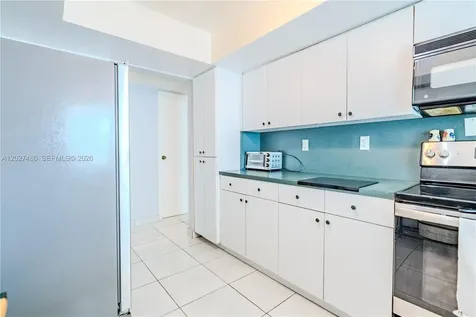 2655 Collins Avenue Miami Beach FL 33140
