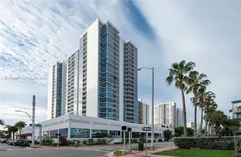 2655 Collins Avenue Miami Beach FL 33140