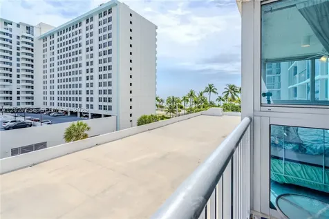 2655 Collins Avenue Miami Beach FL 33140