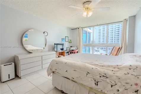 2655 Collins Avenue Miami Beach FL 33140