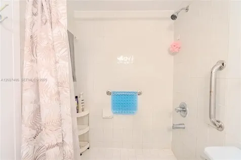 2655 Collins Avenue Miami Beach FL 33140