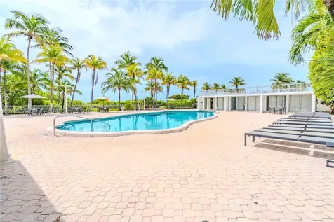 2655 Collins Avenue Miami Beach FL 33140