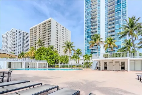 2655 Collins Avenue Miami Beach FL 33140