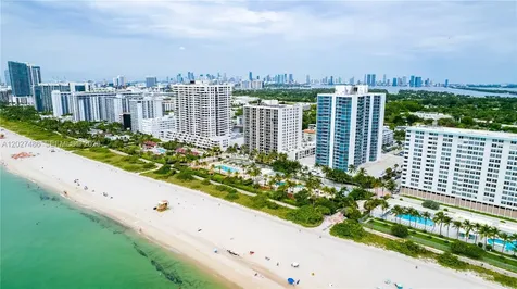 2655 Collins Avenue Miami Beach FL 33140