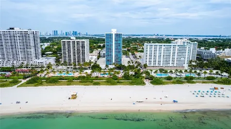 2655 Collins Avenue Miami Beach FL 33140
