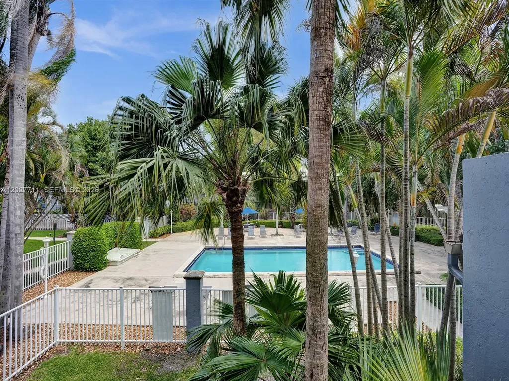 4600 SW 67th Avenue Miami FL 33155
