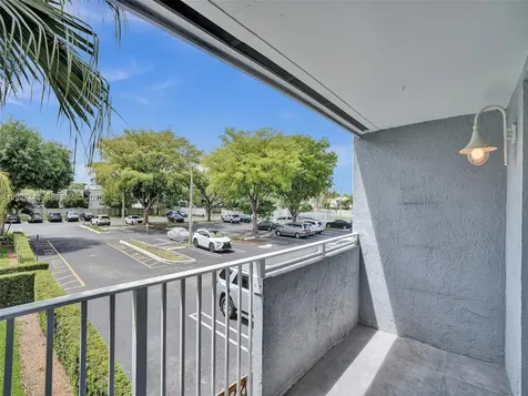 4600 SW 67th Avenue Miami FL 33155
