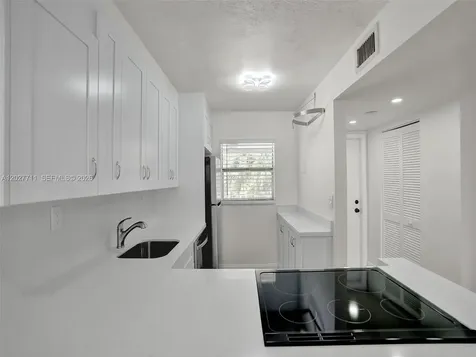 4600 SW 67th Avenue Miami FL 33155