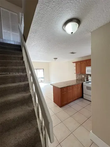 5694 W 25th Court Hialeah FL 33016