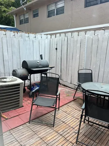 5694 W 25th Court Hialeah FL 33016