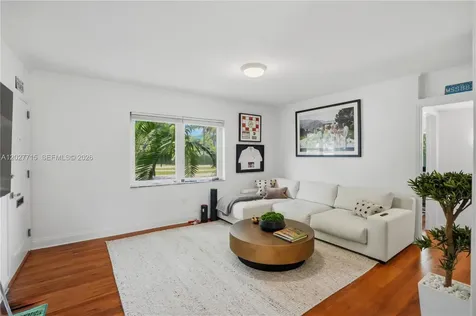 5530 SW 76th Street Miami FL 33143