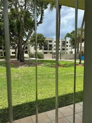 Miami FL 33193