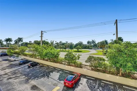 1401 S Federal Highway Boca Raton FL 33432