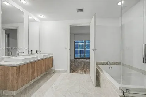 801 S Miami Avenue Miami FL 33130
