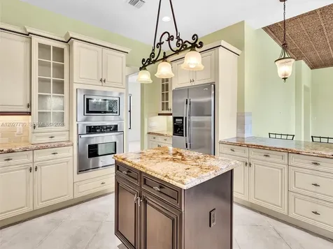 8420 NW 33rd Street Cooper City FL 33024