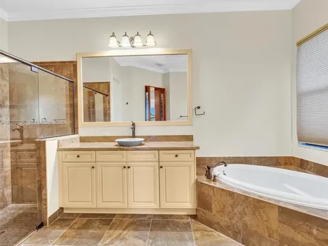 8420 NW 33rd Street Cooper City FL 33024