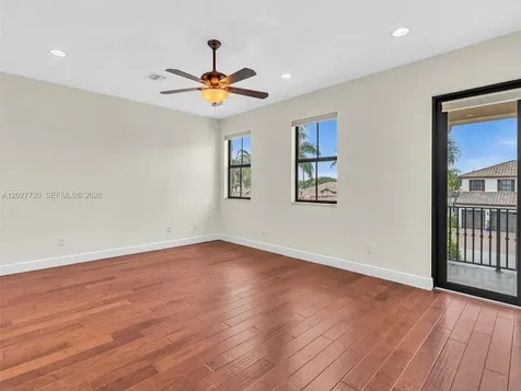 8420 NW 33rd Street Cooper City FL 33024