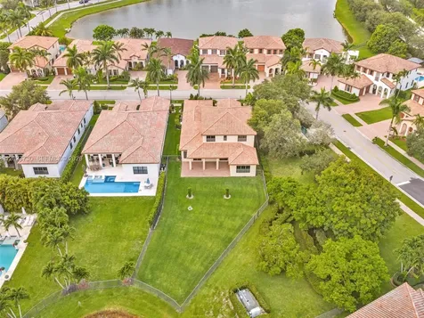 8420 NW 33rd Street Cooper City FL 33024