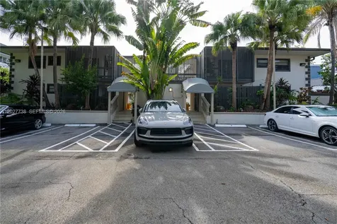 3265 Virginia Street Miami FL 33133